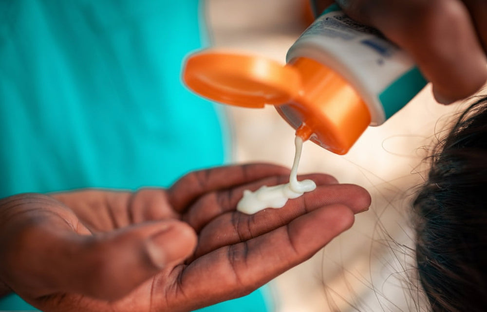 SPF peaux noires et métissées : hyperpigmentation et idées reçues qui aggravent le vieillissement